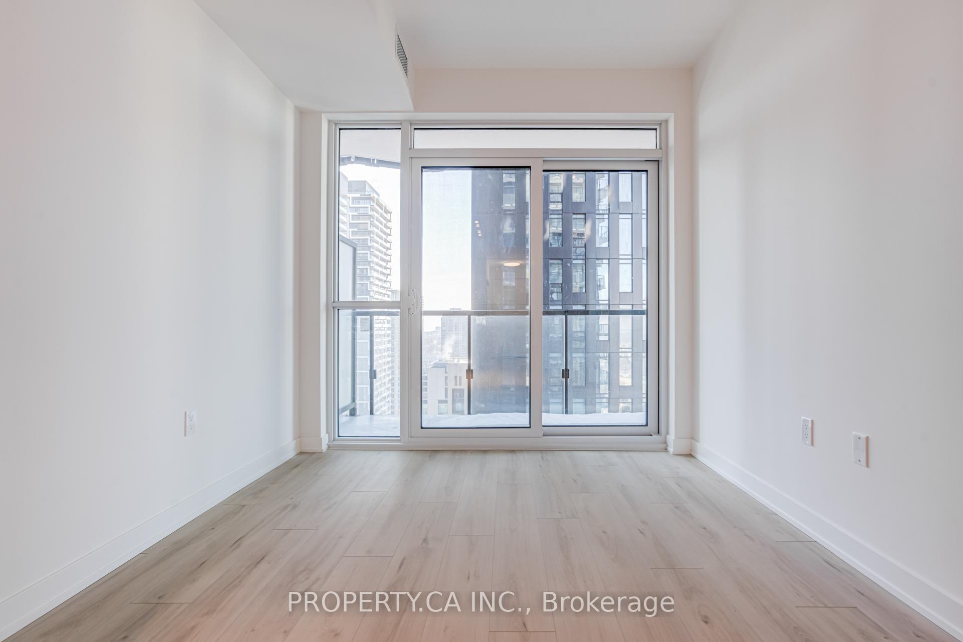 110 Broadway Avenue 2404S