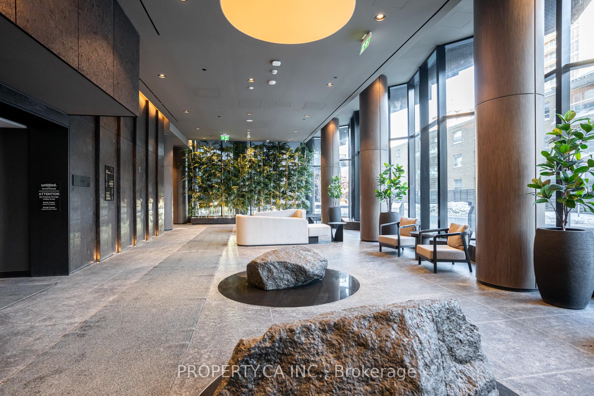 110 Broadway Avenue 2404S