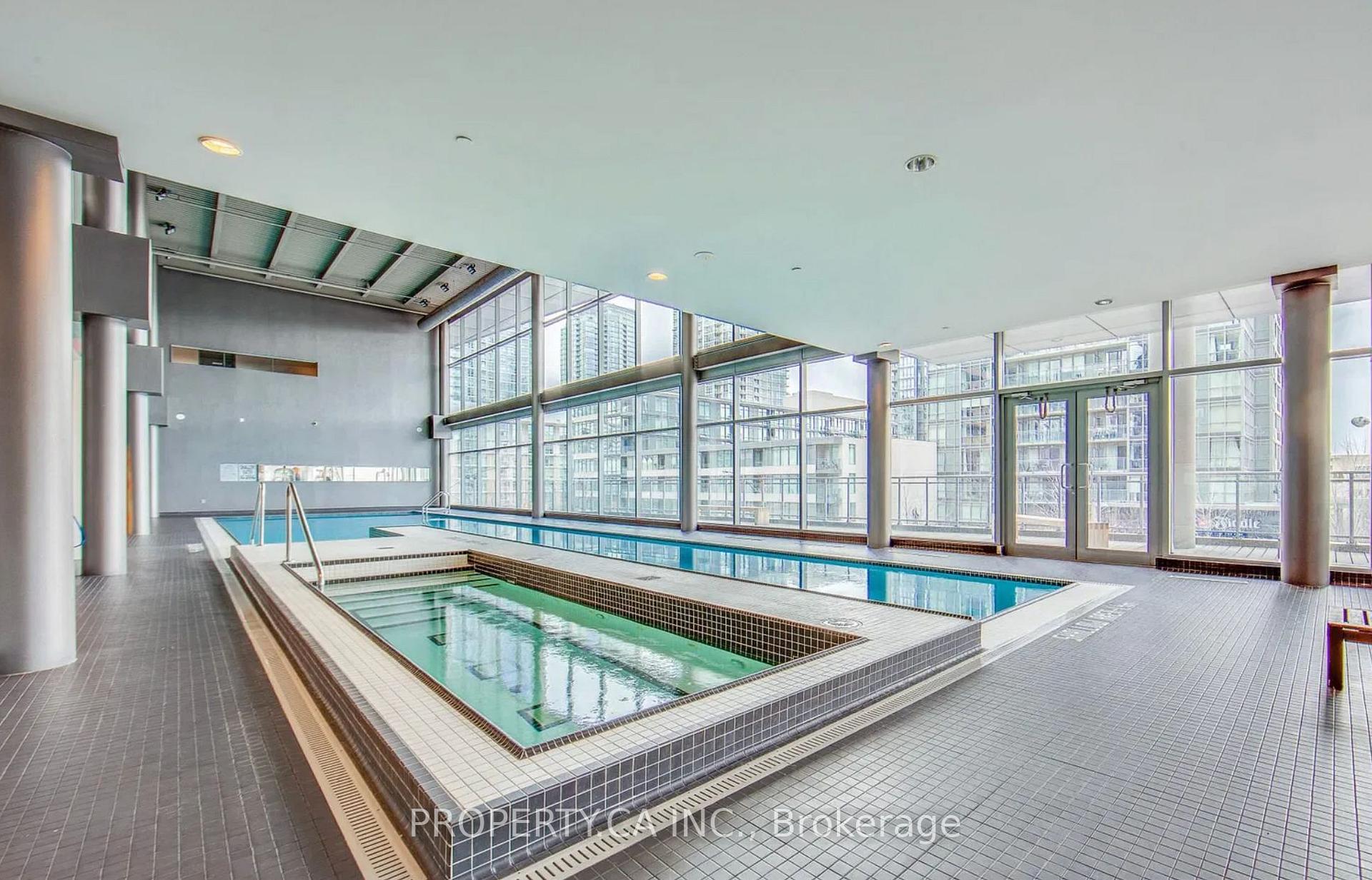 25 Telegram Mews 515