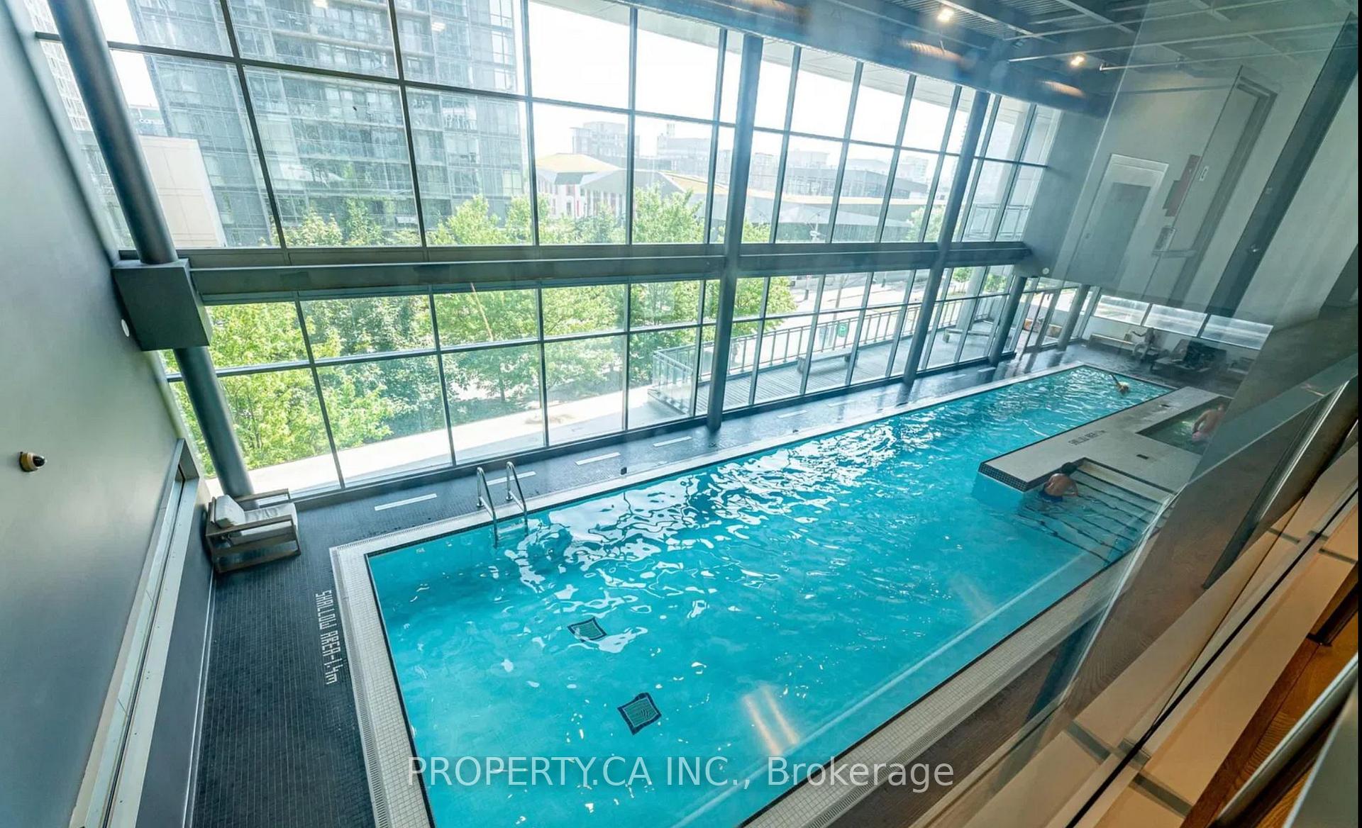 25 Telegram Mews 515