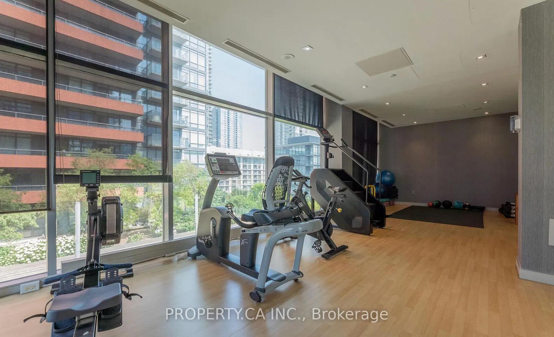 25 Telegram Mews 515