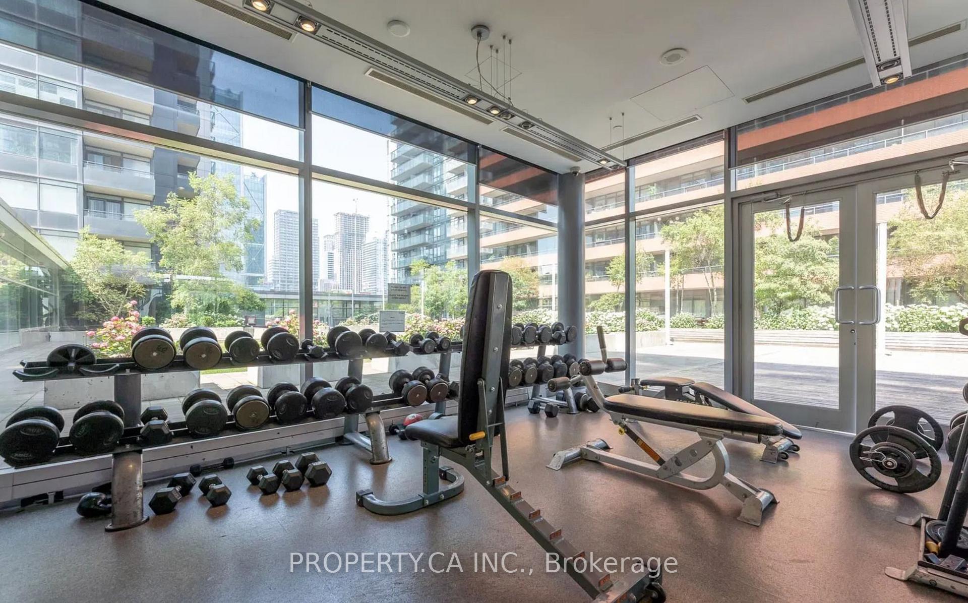 25 Telegram Mews 515