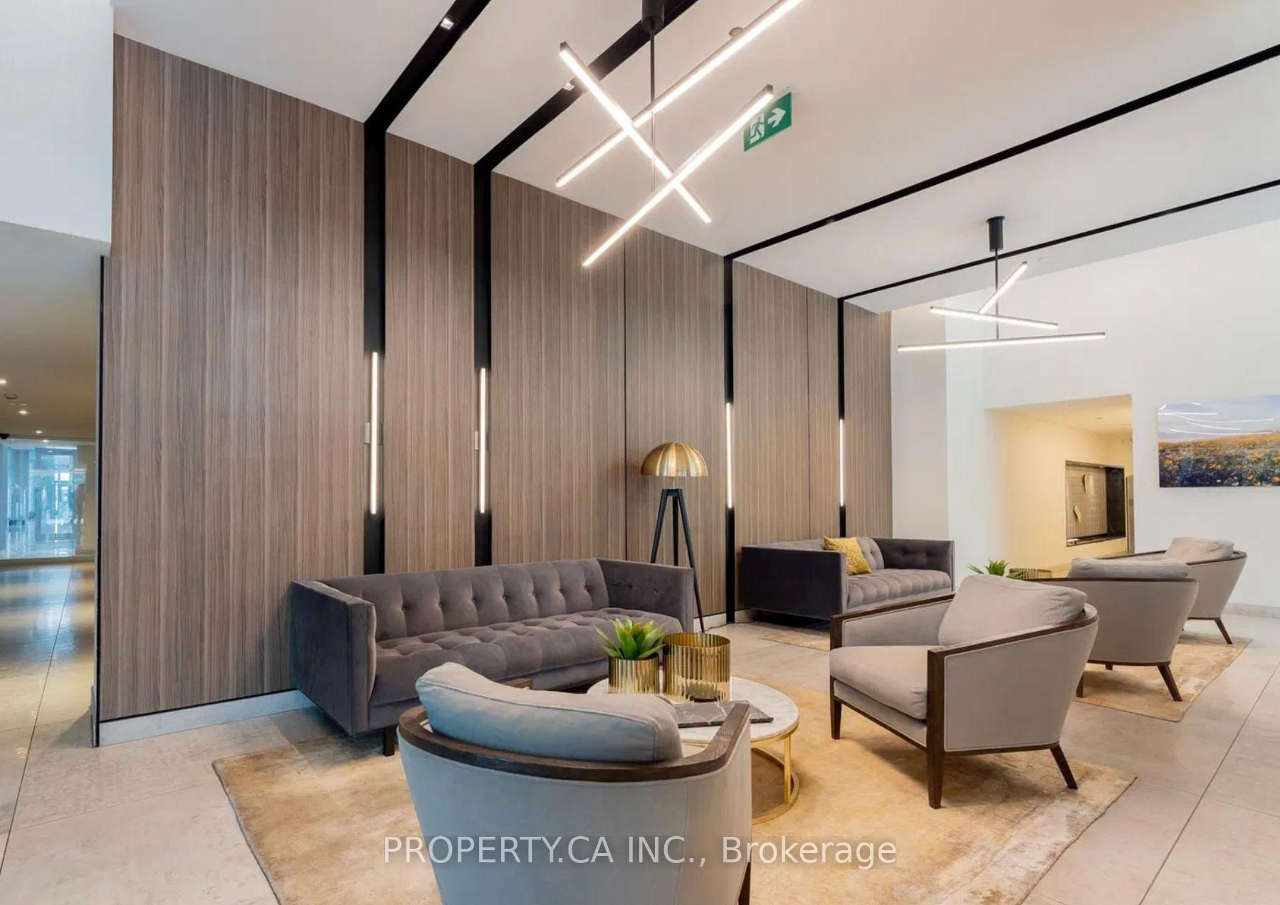 25 Telegram Mews 515