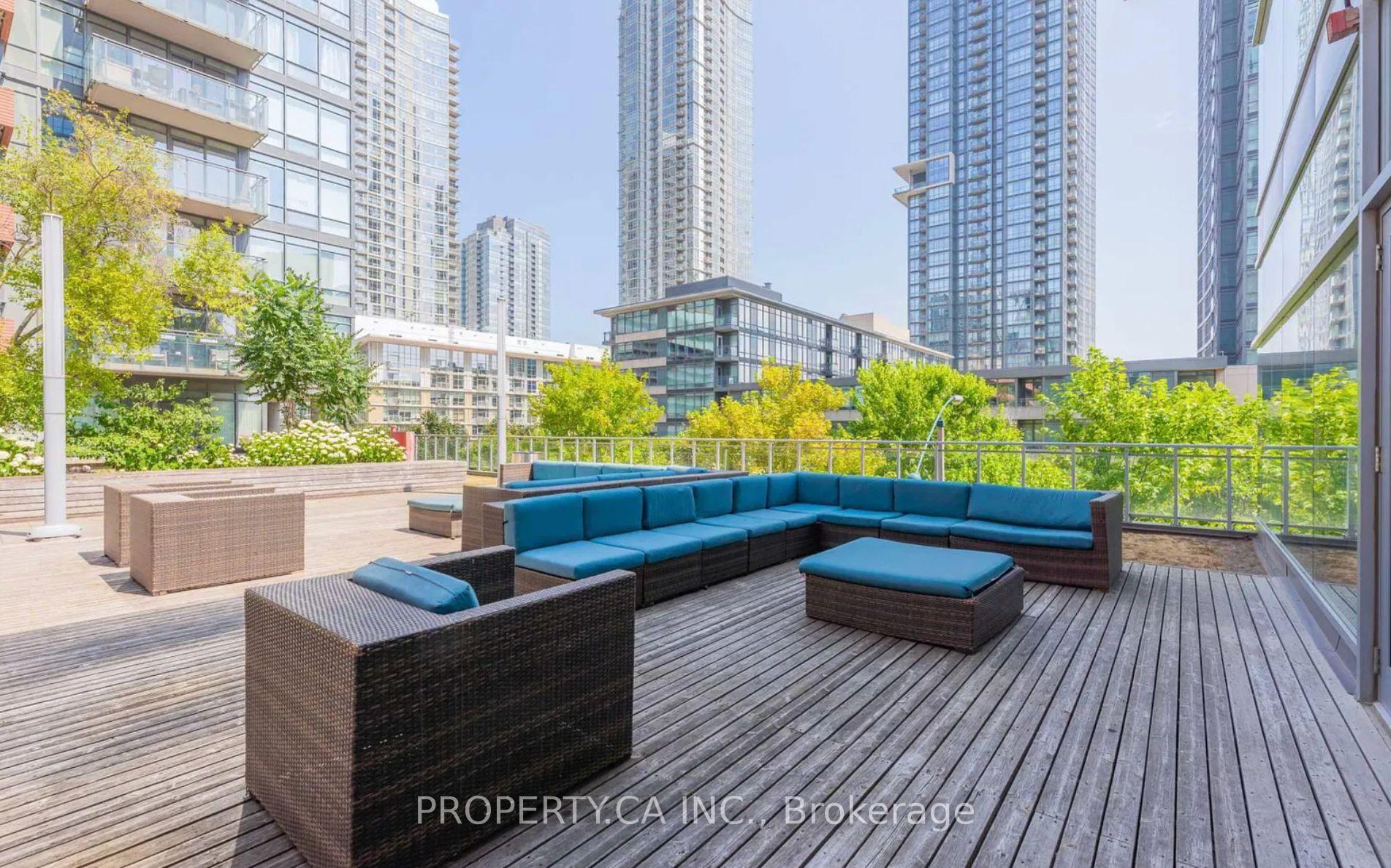 25 Telegram Mews 515