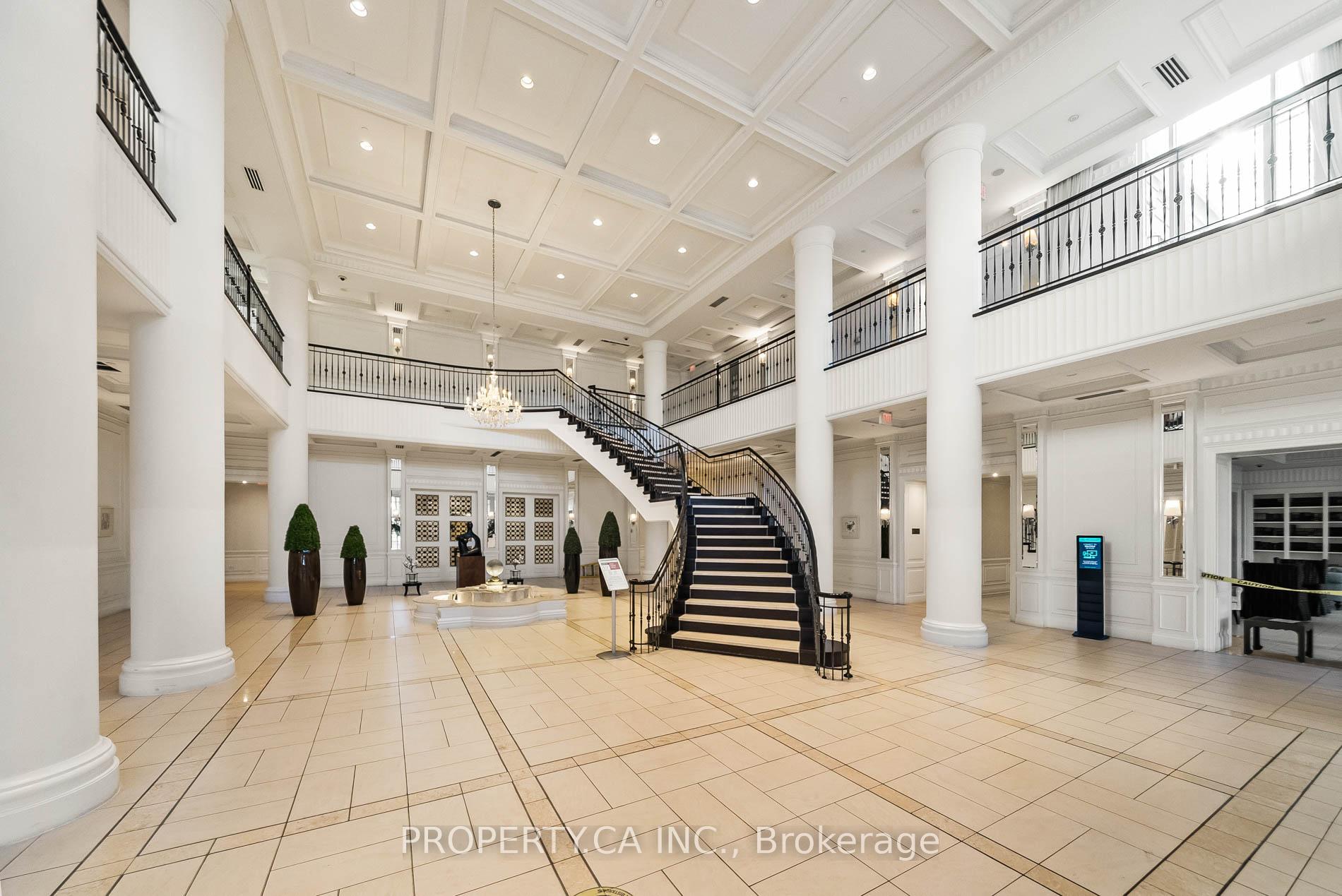 15 Greenview Avenue 309