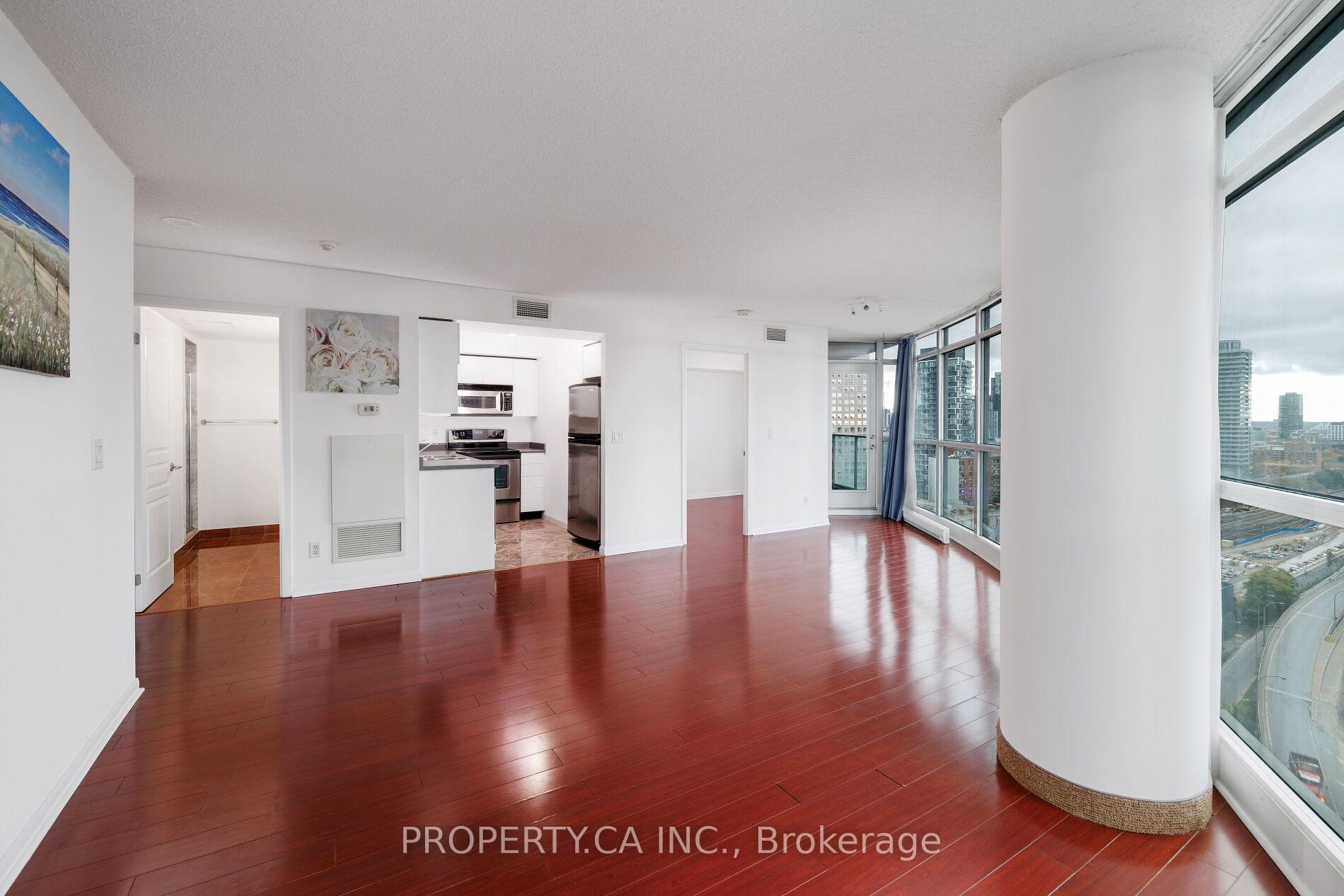 18 Yonge Street 2011