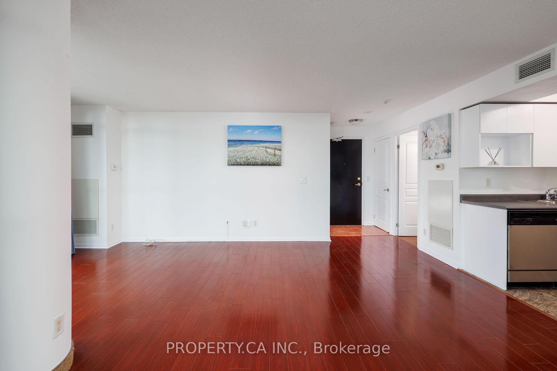 18 Yonge Street 2011