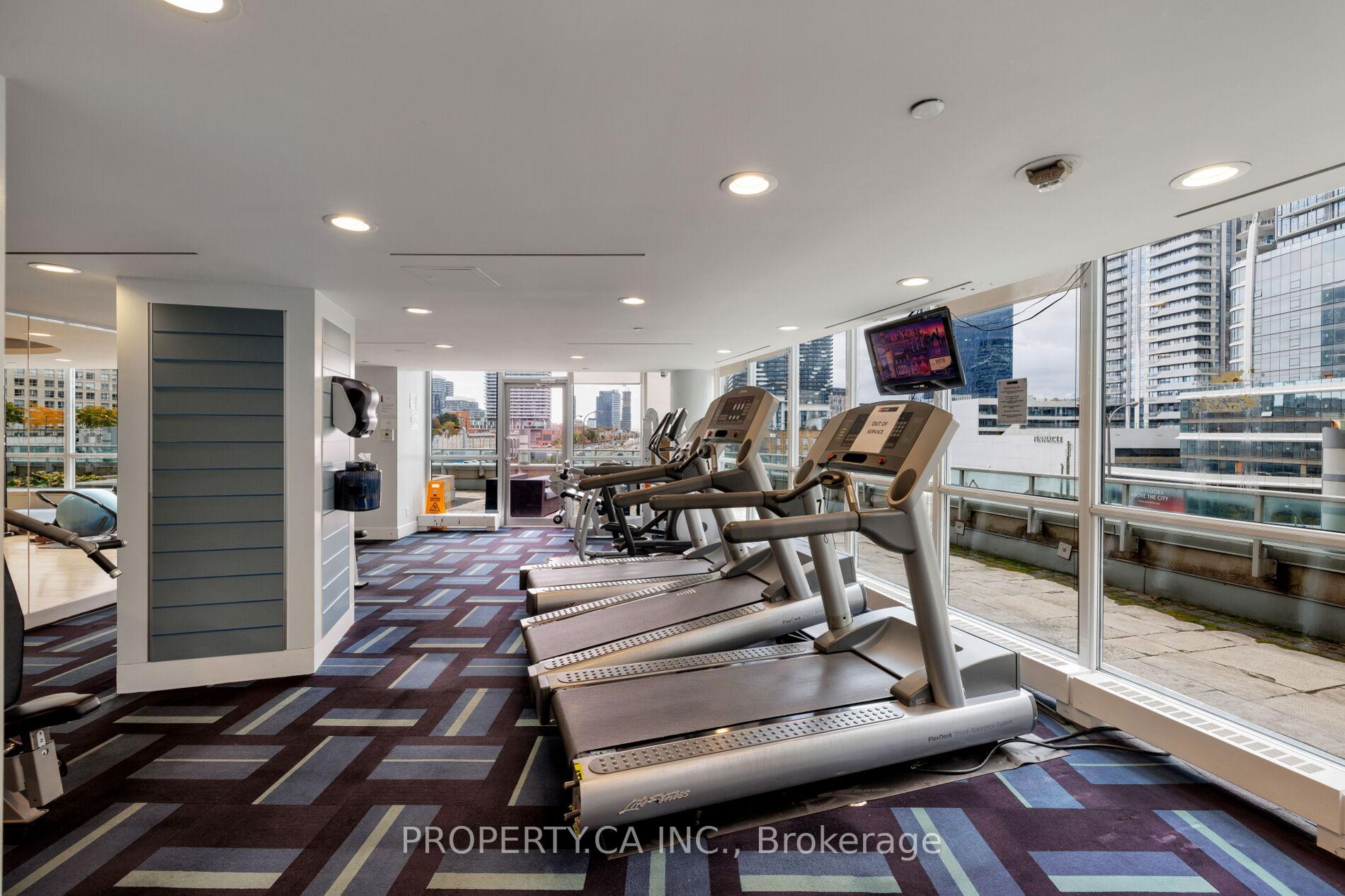 18 Yonge Street 2011