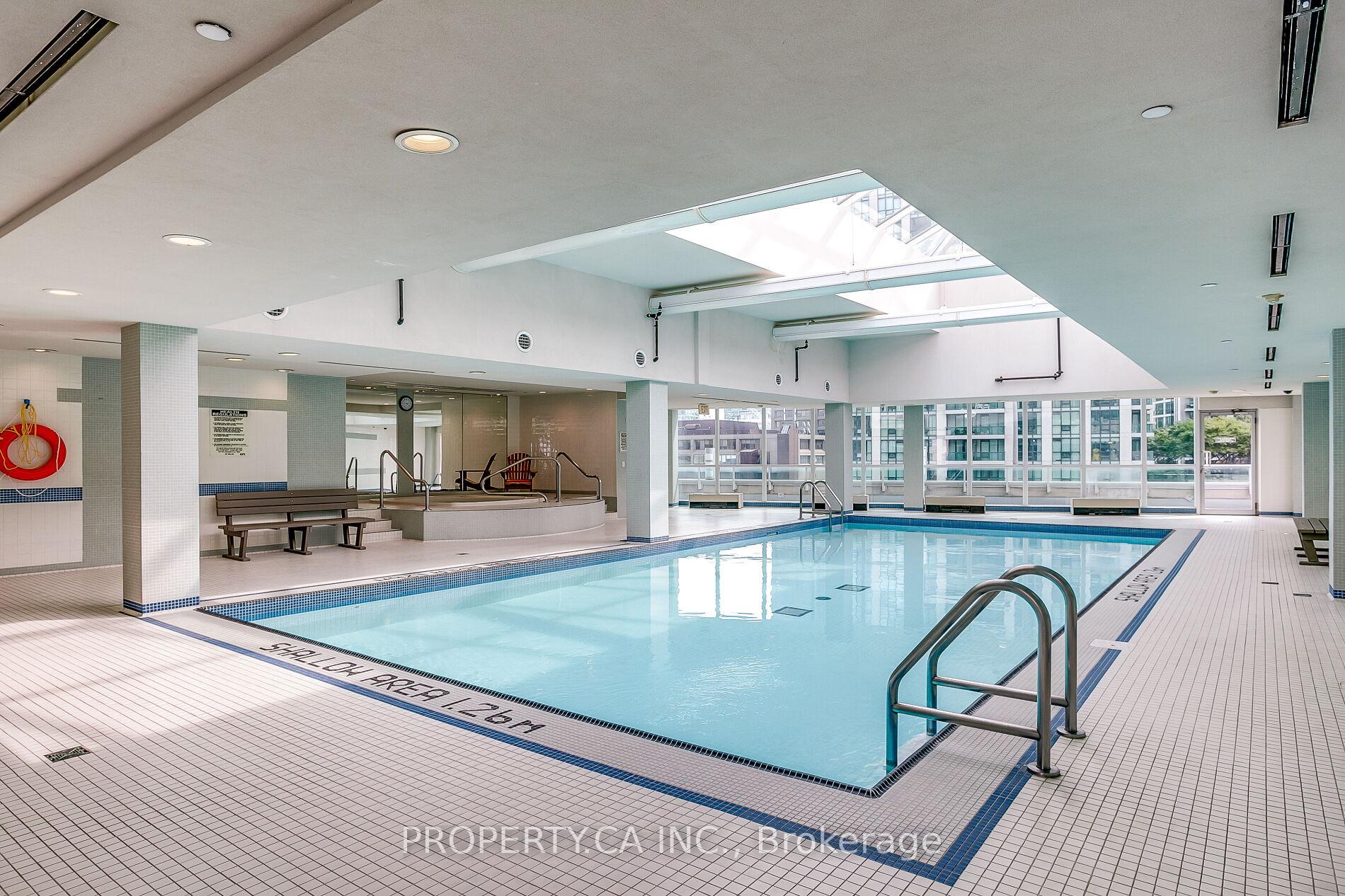 18 Yonge Street 2011