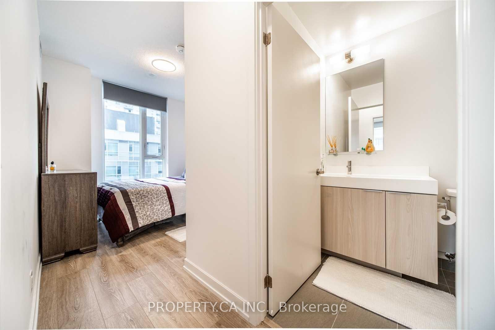 20 Tubman Avenue 804