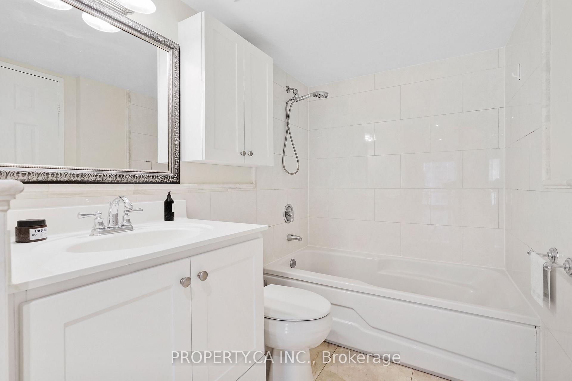 1001 Bay Street 1410