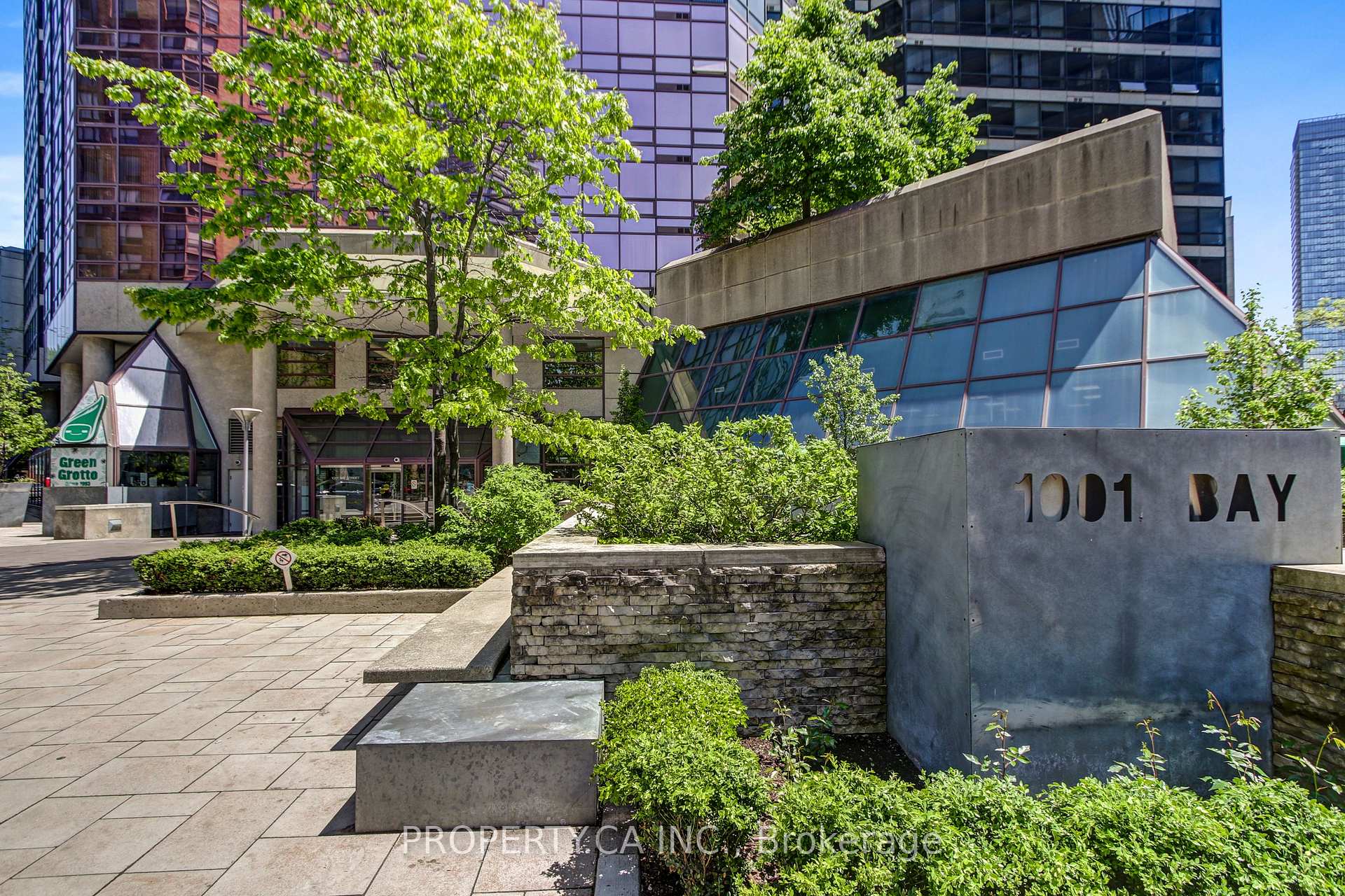 1001 Bay Street 1410