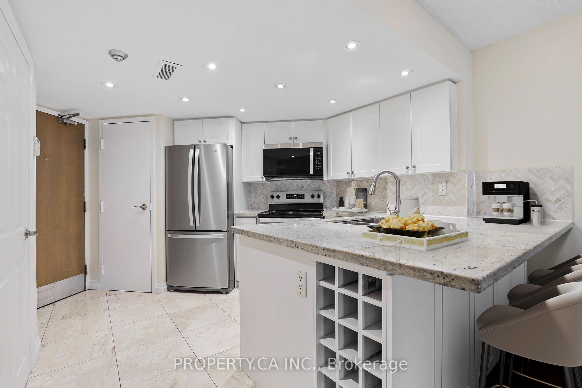 1001 Bay Street 1410