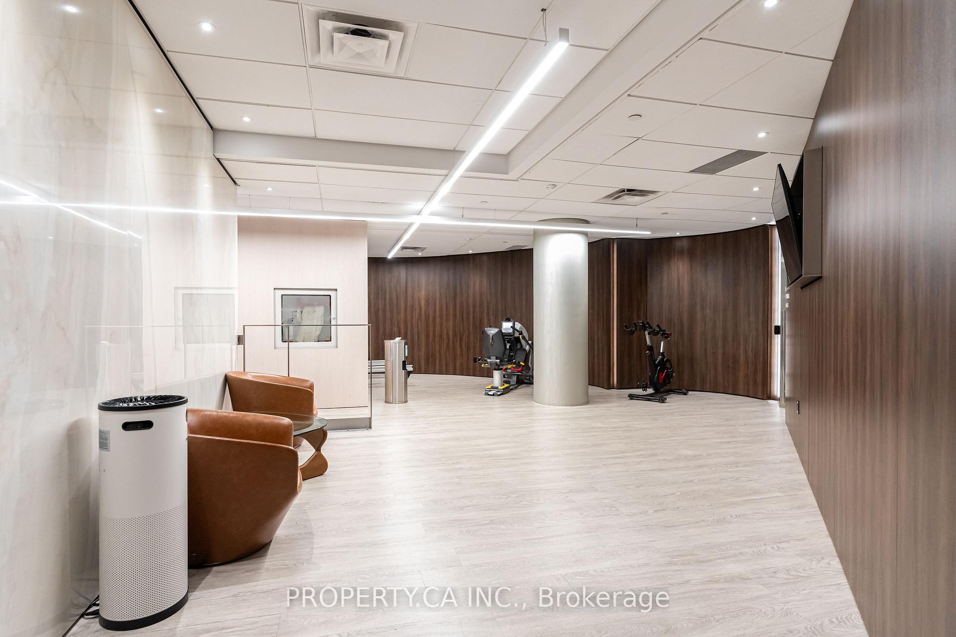 1001 Bay Street 1410