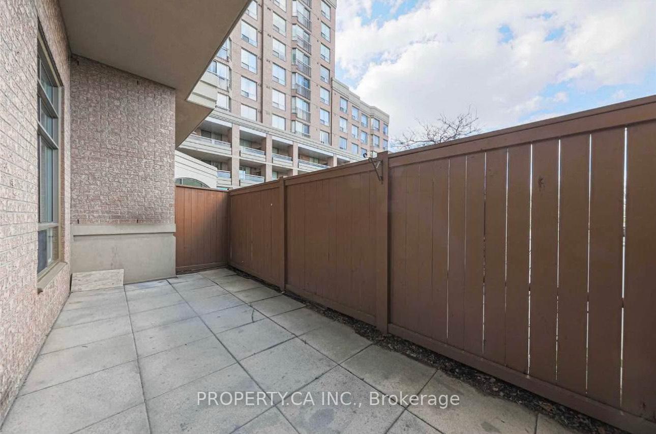 1700 Eglinton Avenue E 102