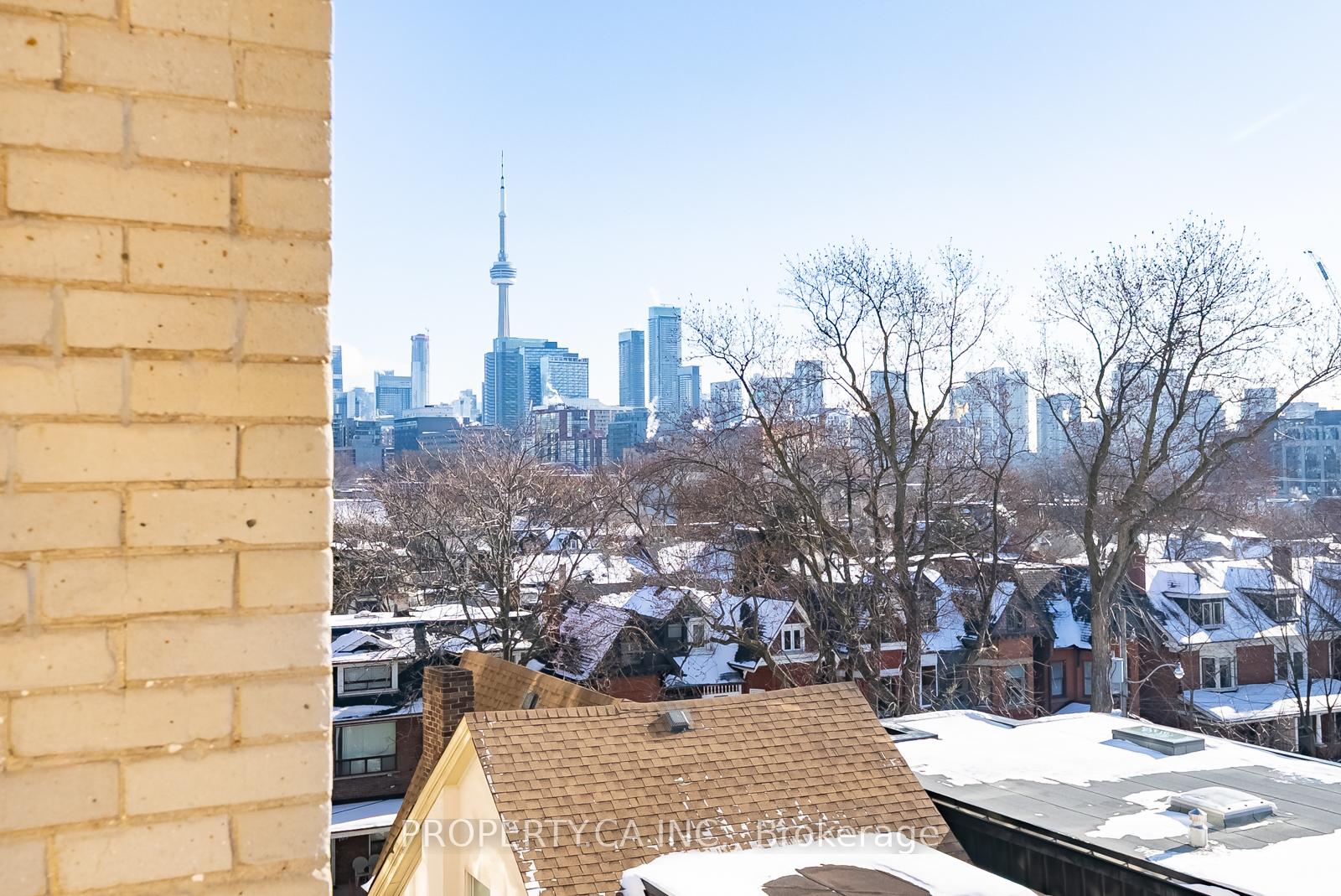 993 Queen Street W 409