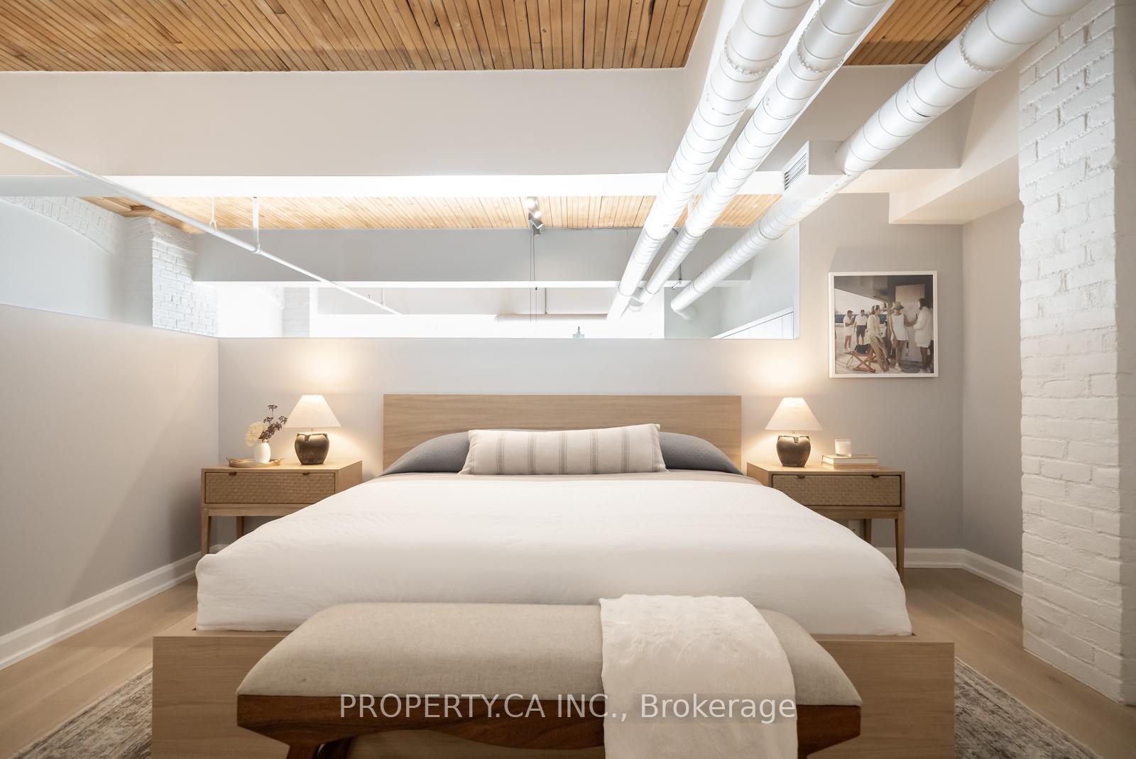 993 Queen Street W 409