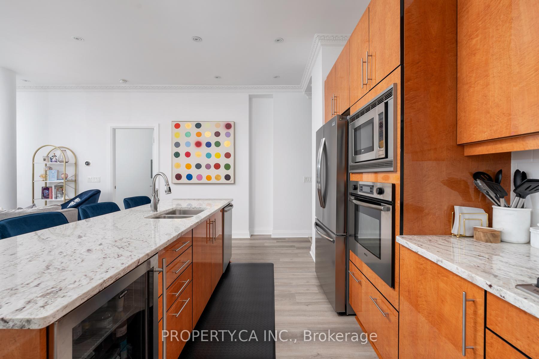 12 Yonge Street 2903