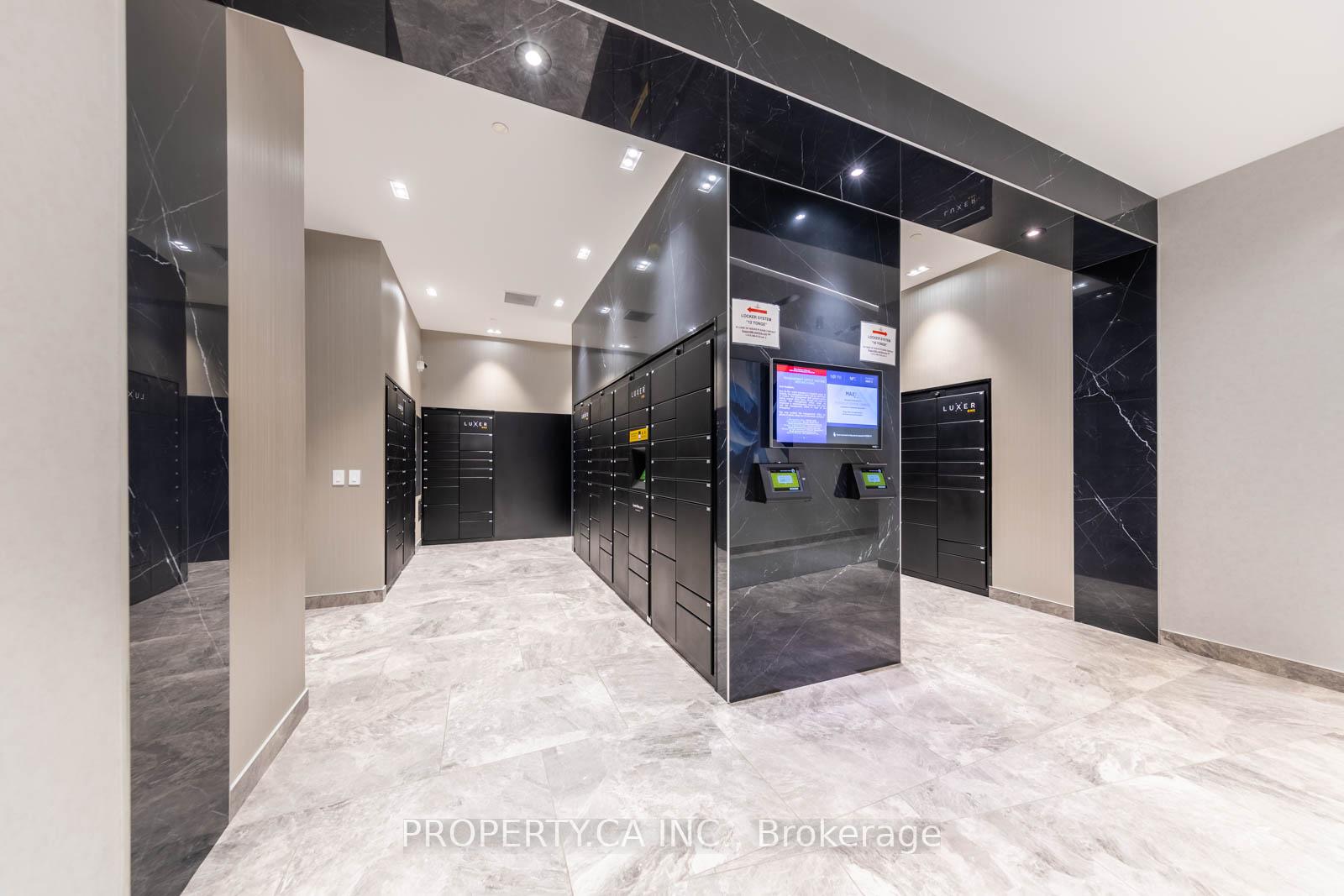 12 Yonge Street 2903