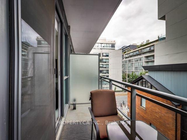 508 Wellington Street W 405