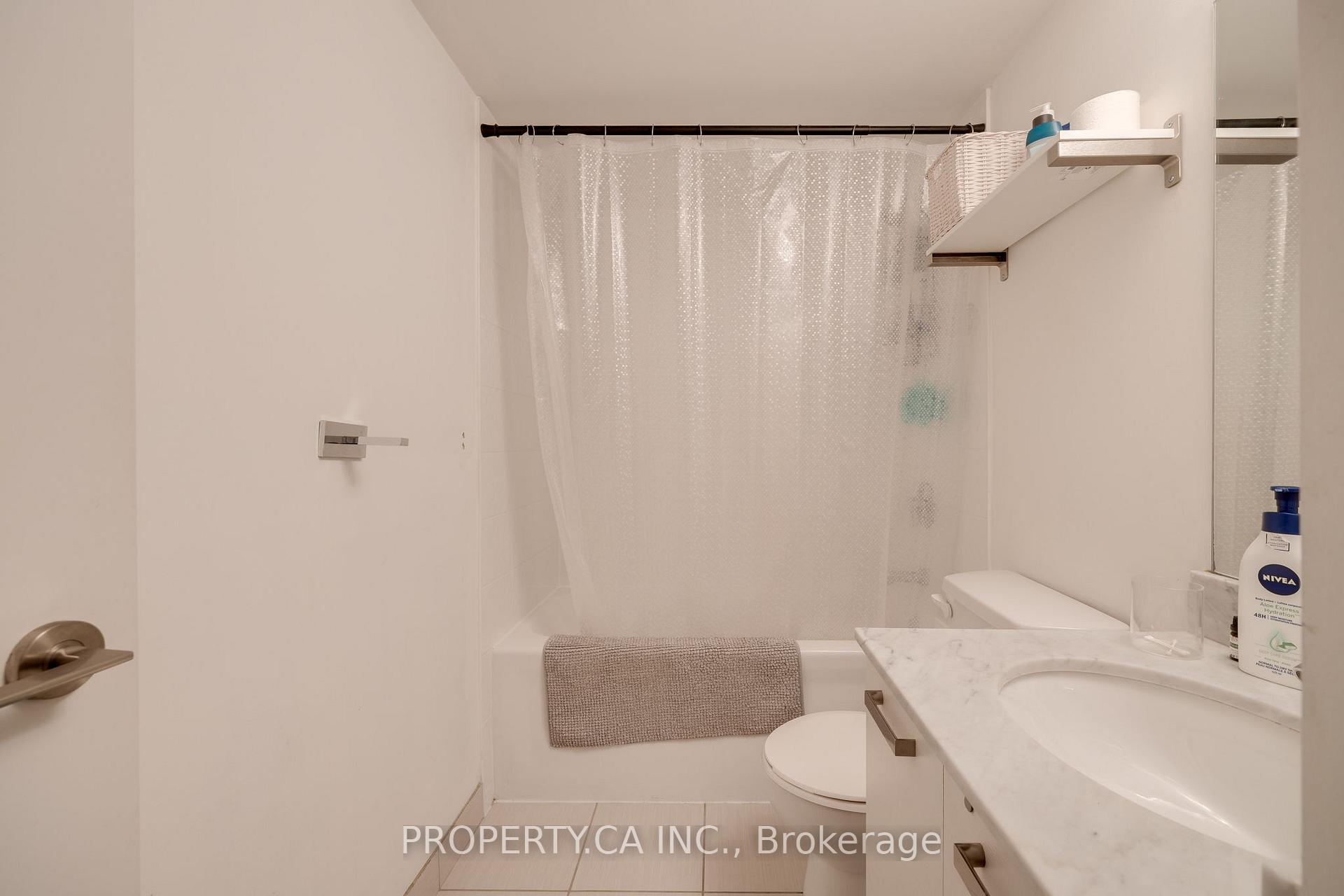 36 Lisgar Street 730W