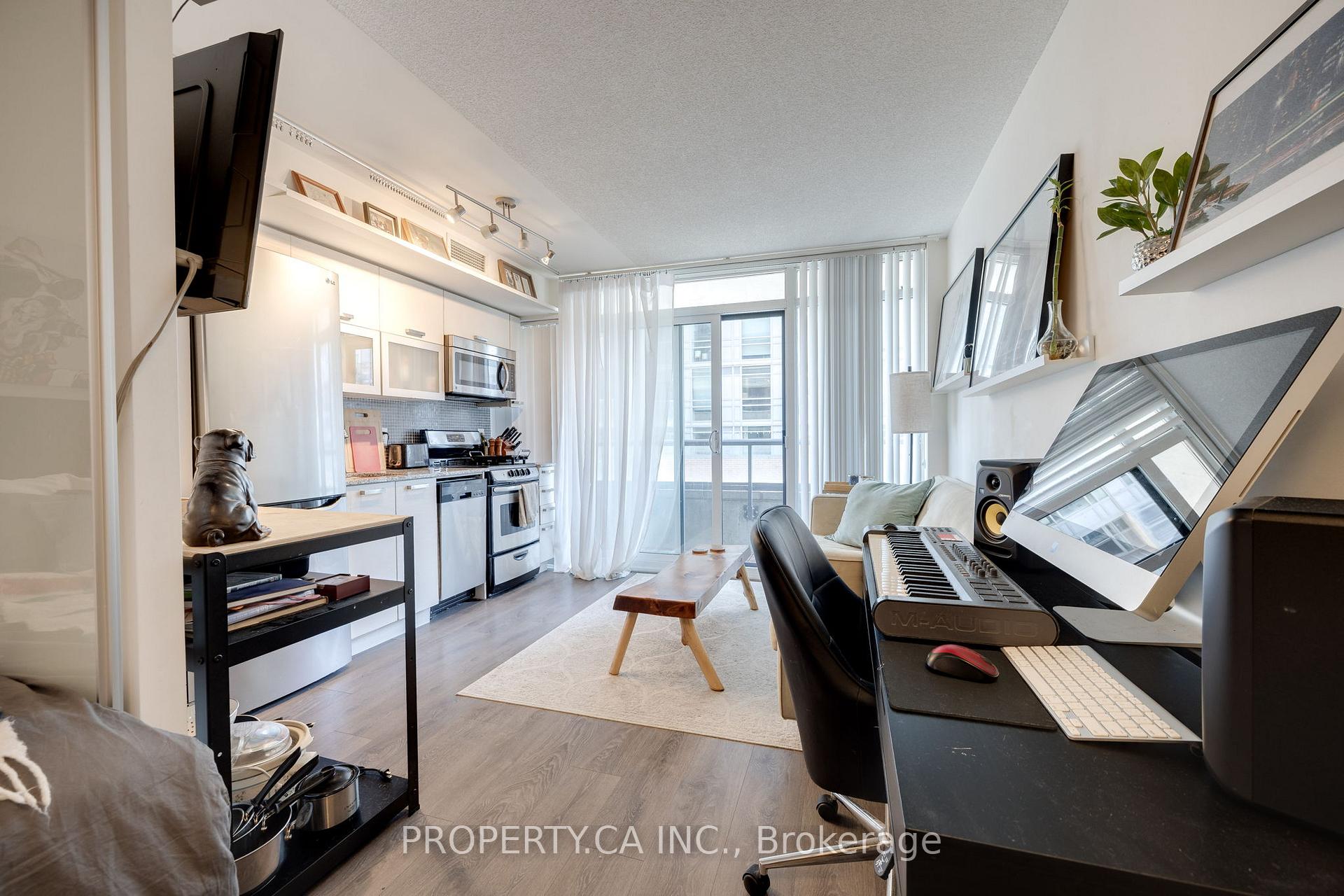 36 Lisgar Street 730W