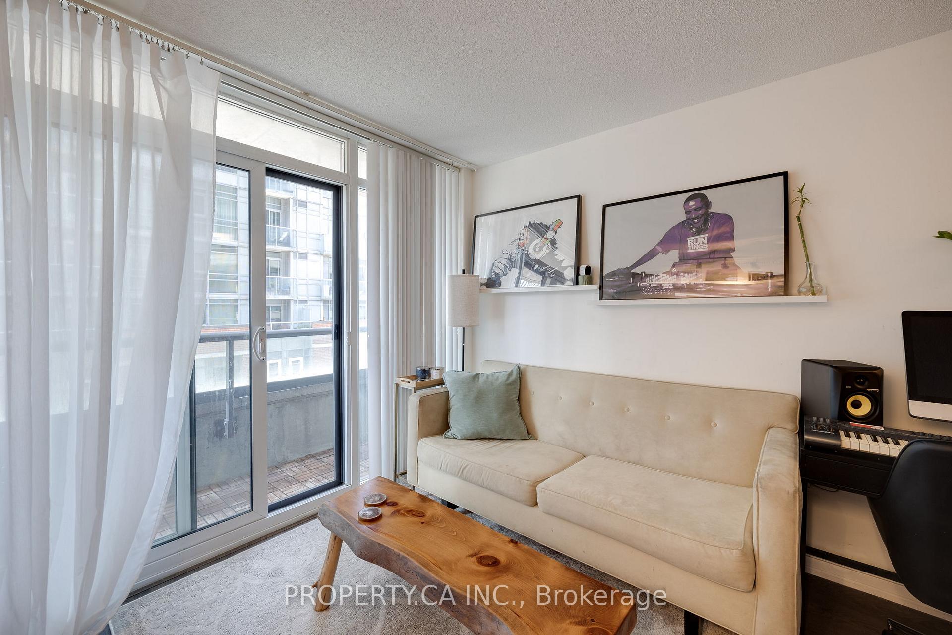 36 Lisgar Street 730W