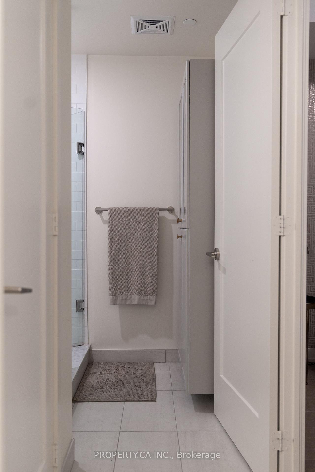 330 Richmond Street W 618