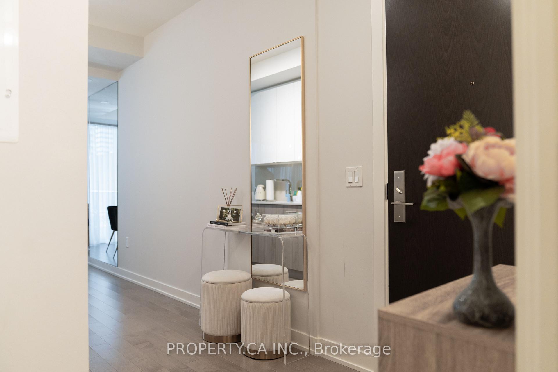 330 Richmond Street W 618