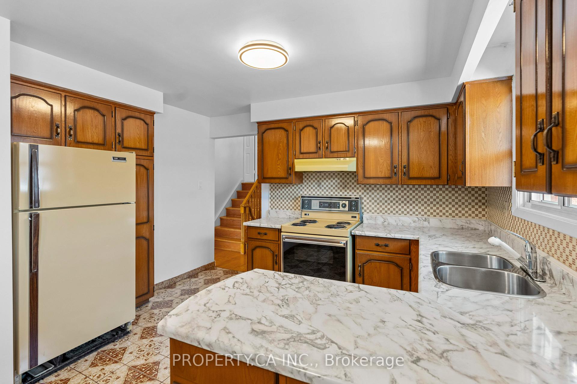 48 Navaho Drive