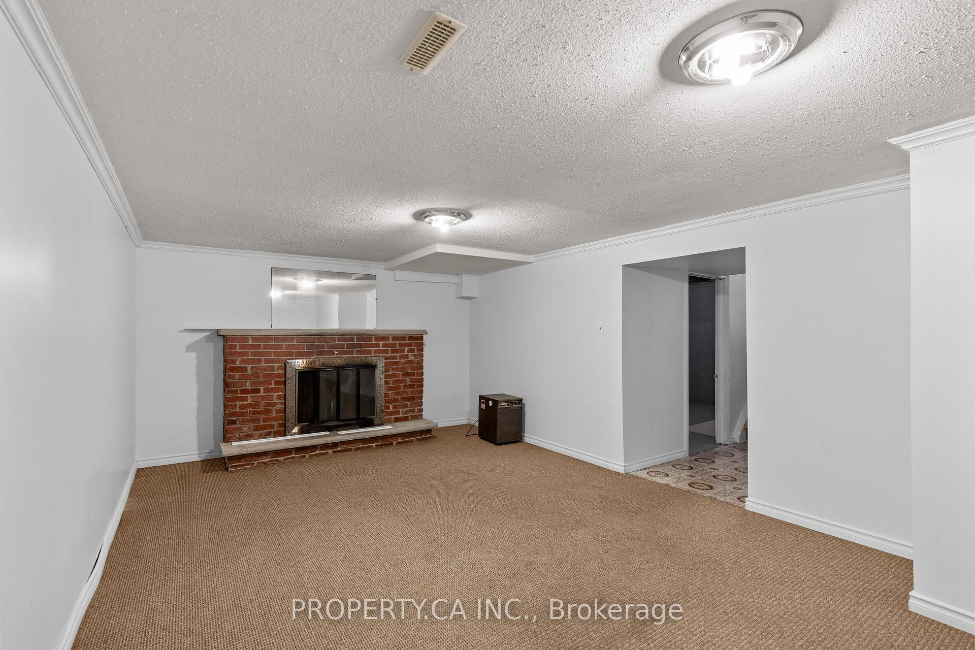 48 Navaho Drive