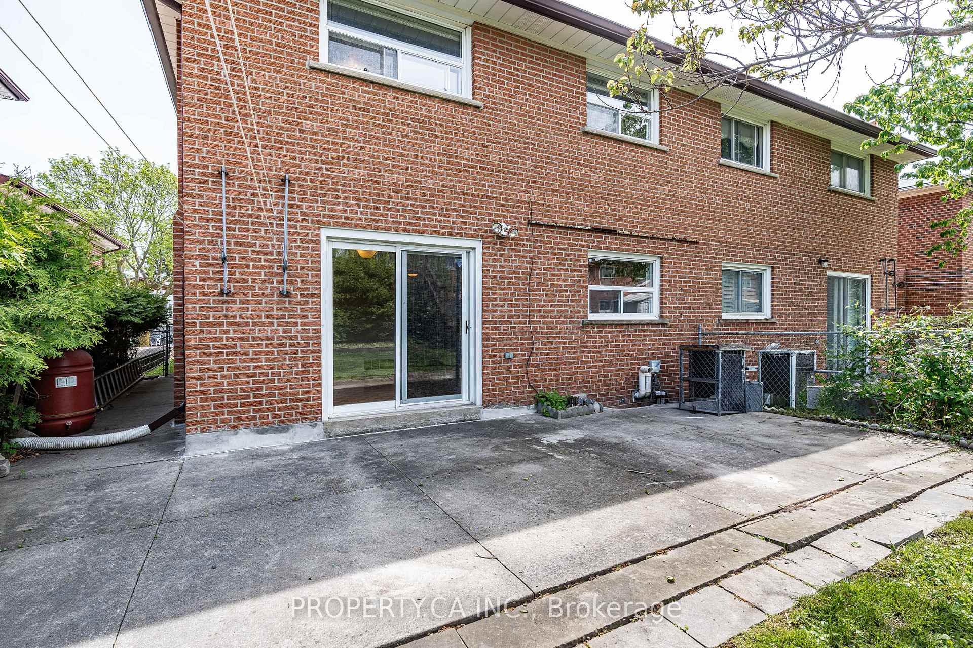 48 Navaho Drive