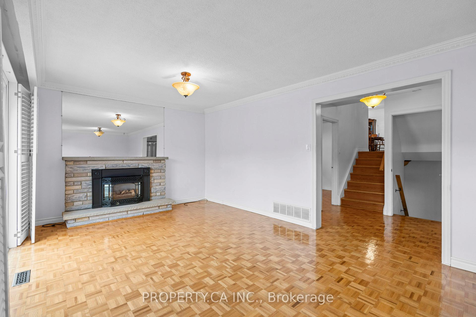 48 Navaho Drive