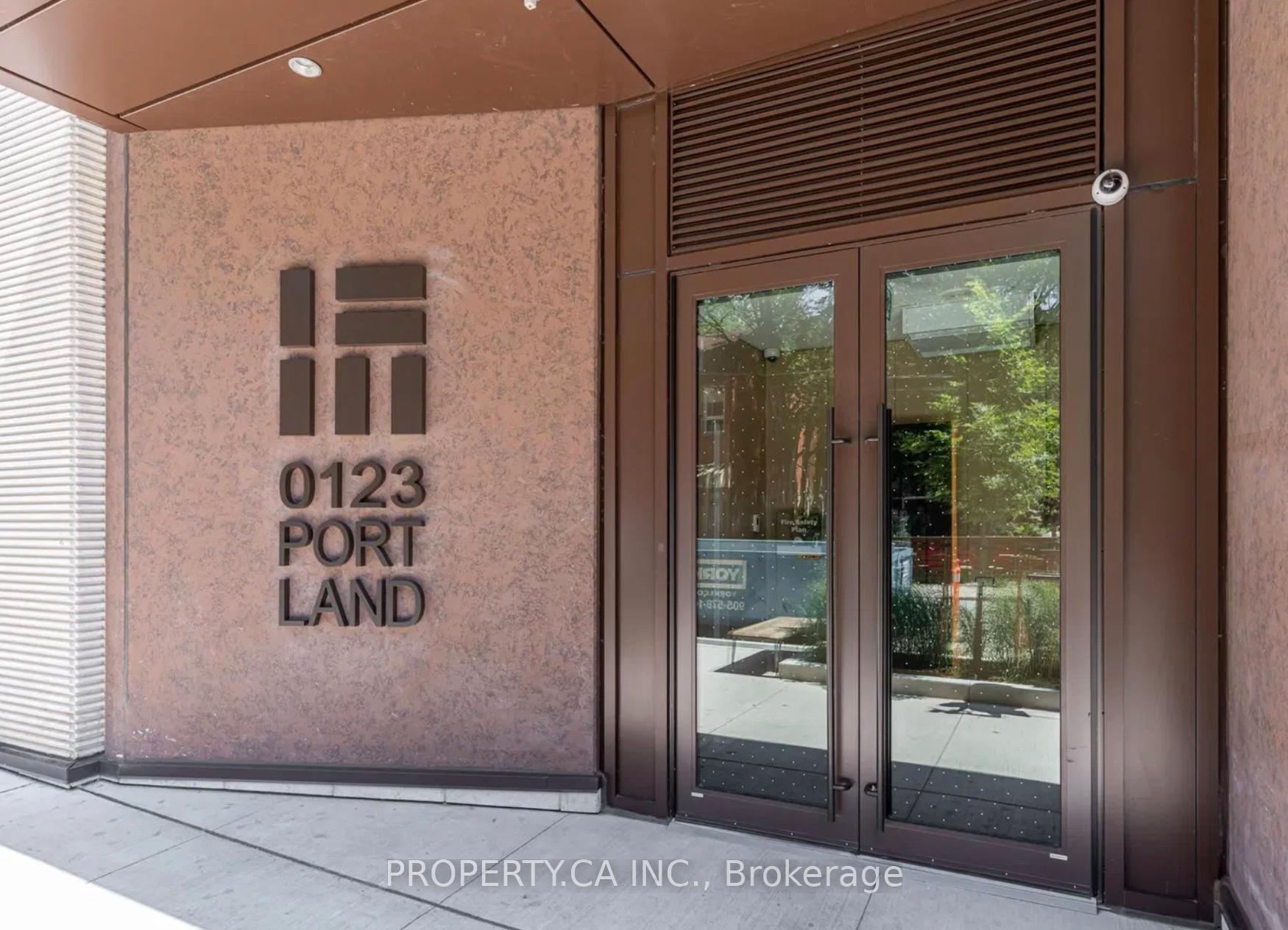 123 Portland Street 1207