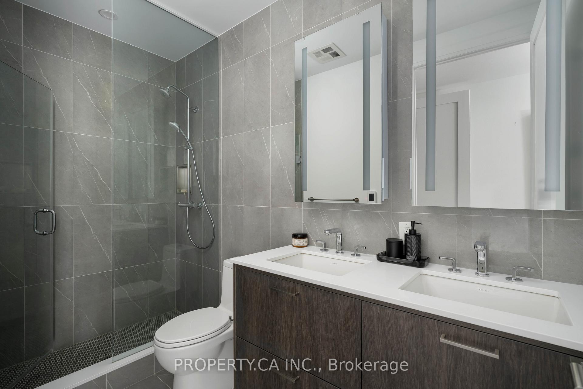 470 Front Street W 2305