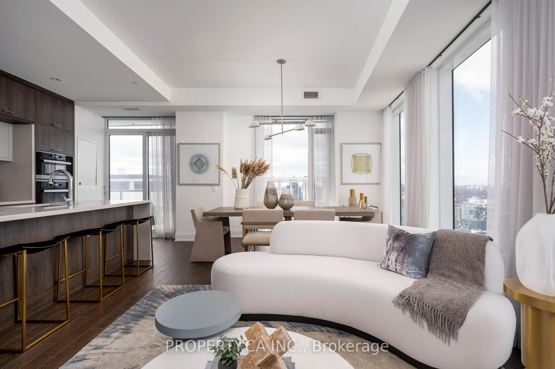 470 Front Street W 2305