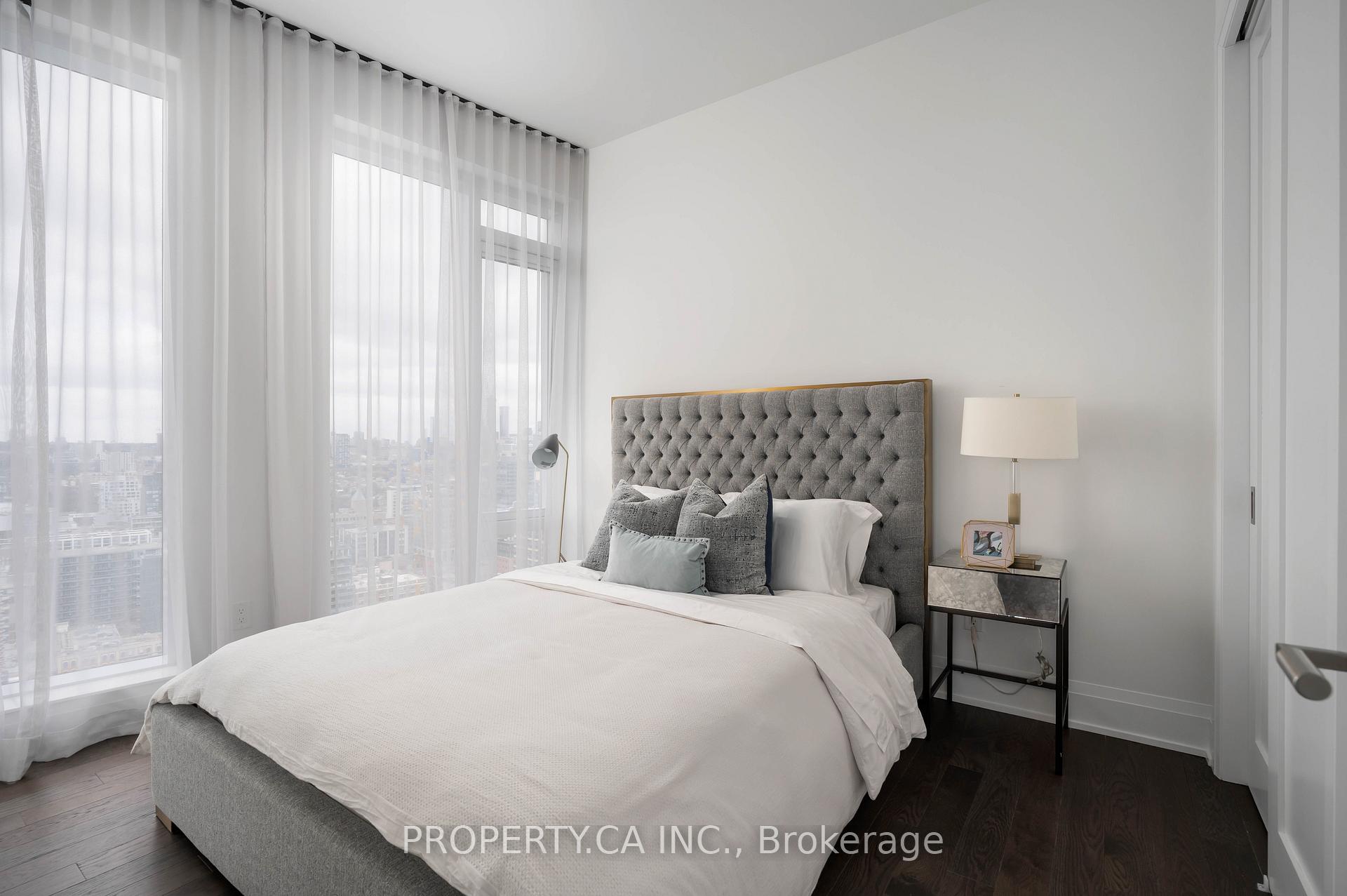 470 Front Street W 2305