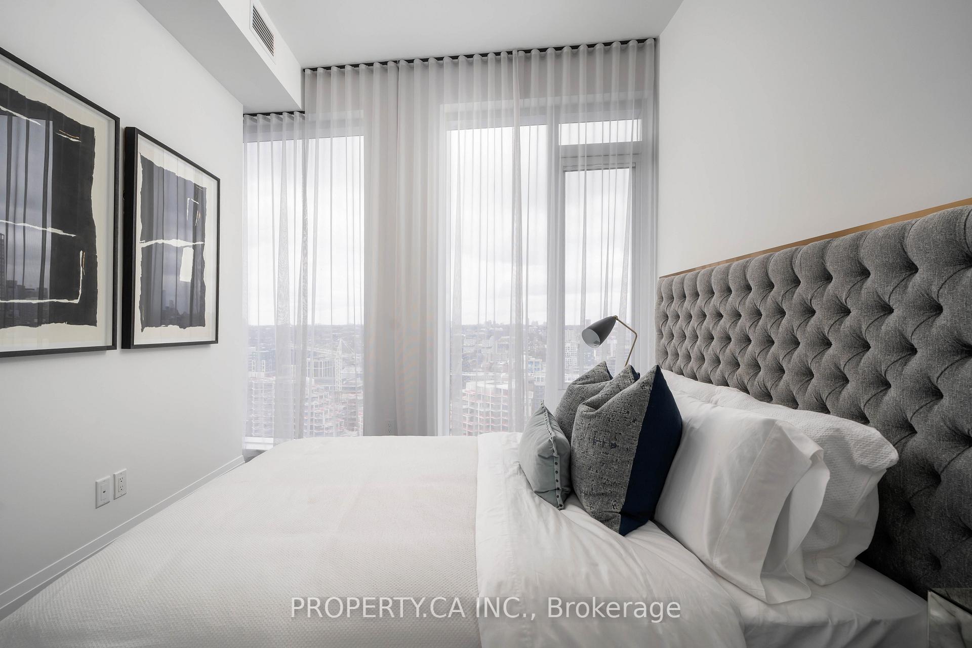 470 Front Street W 2305