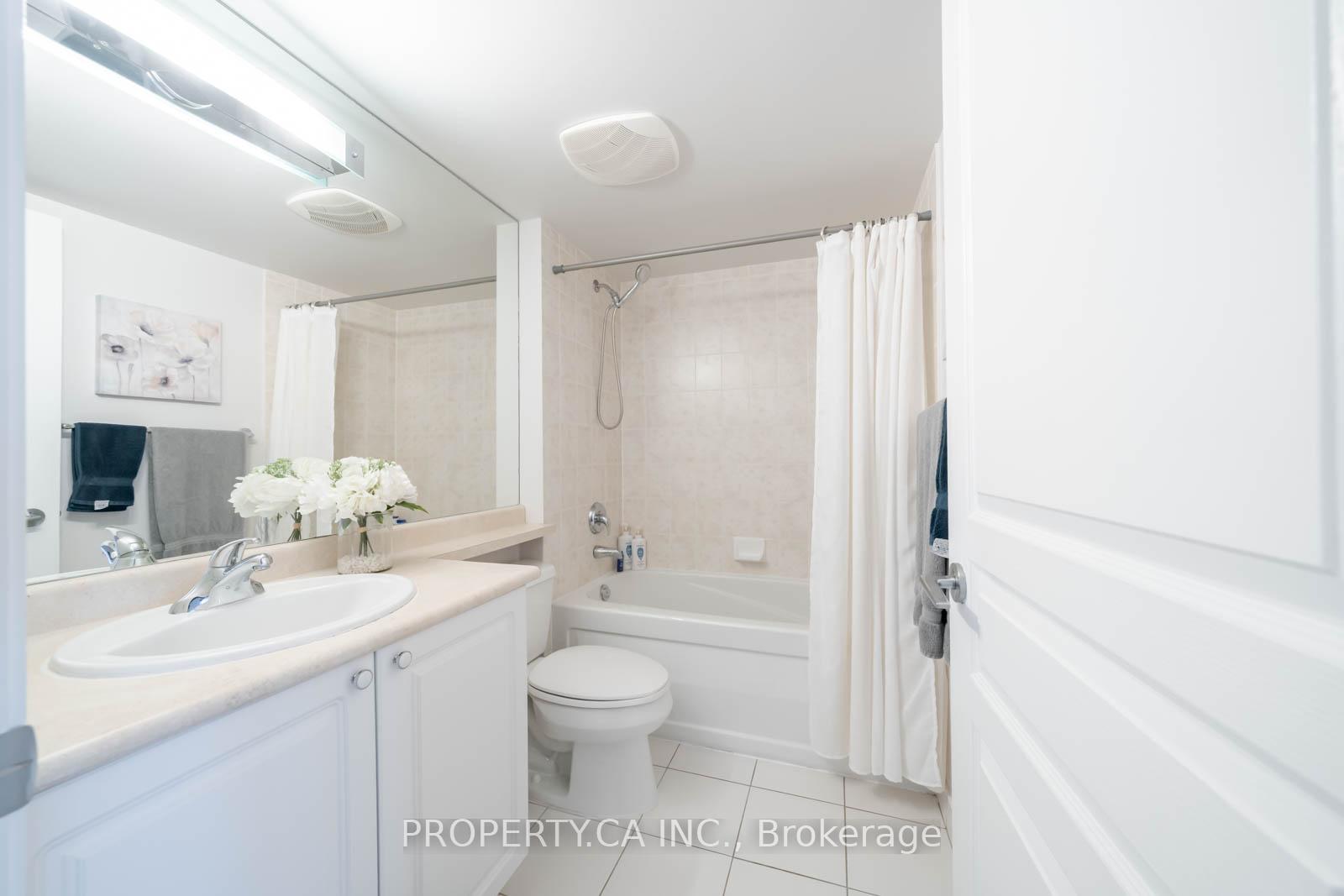18 Yonge Street 3009