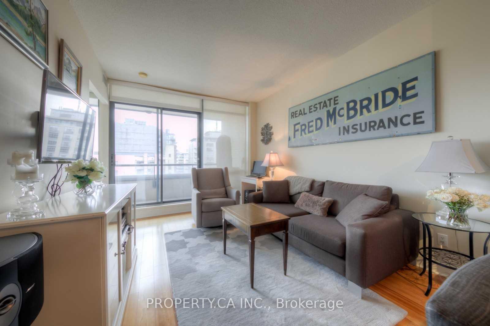 438 King Street W 707