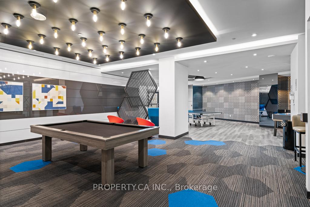 159 Wellesley Street E 2911