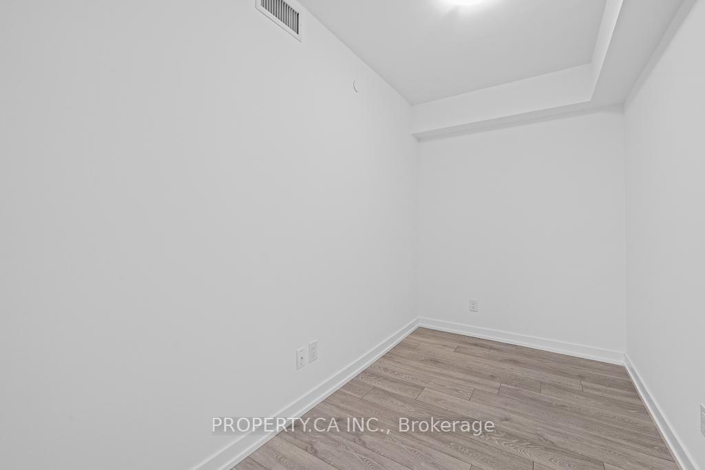 159 Wellesley Street E 2911