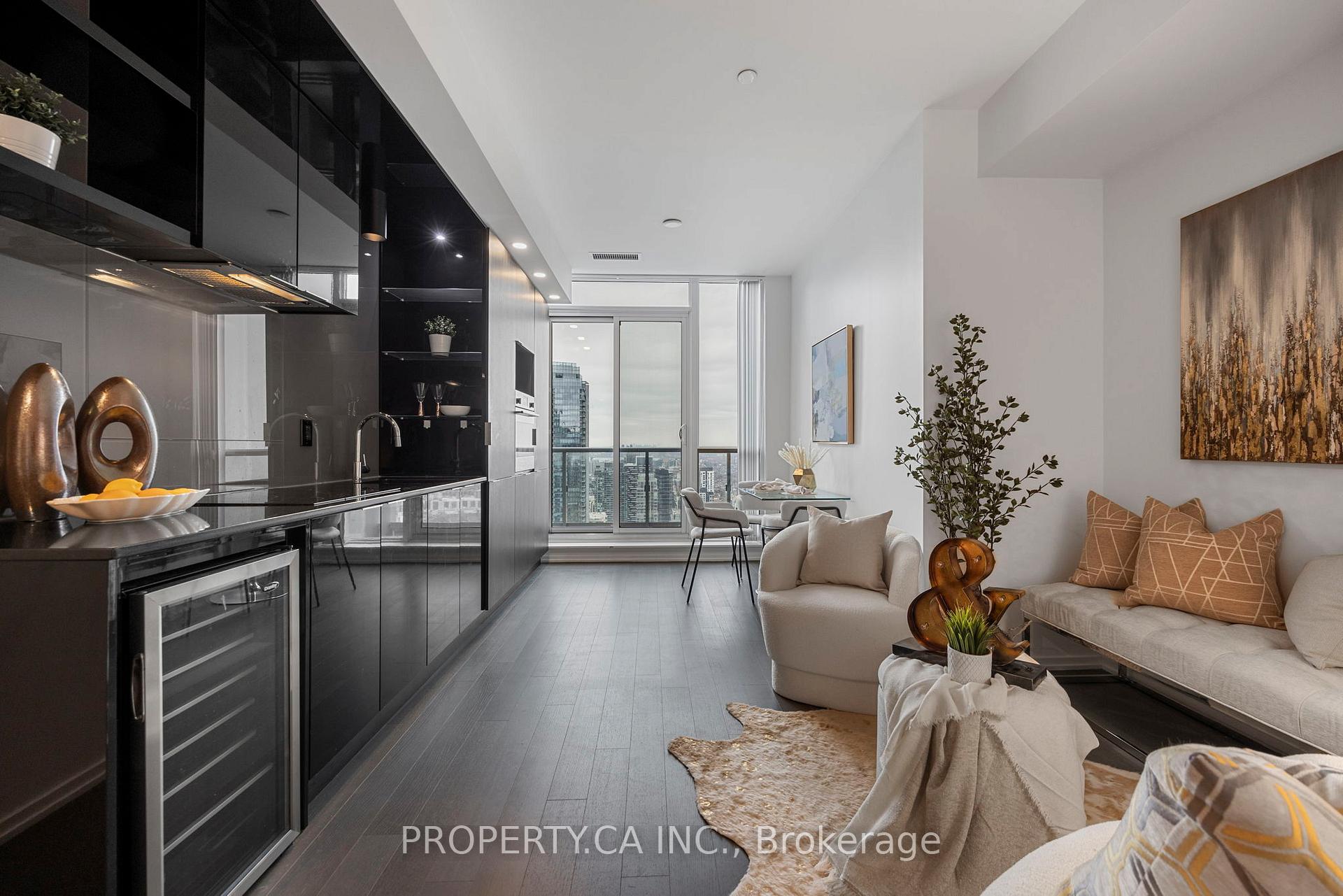 70 Temperance Street PH12