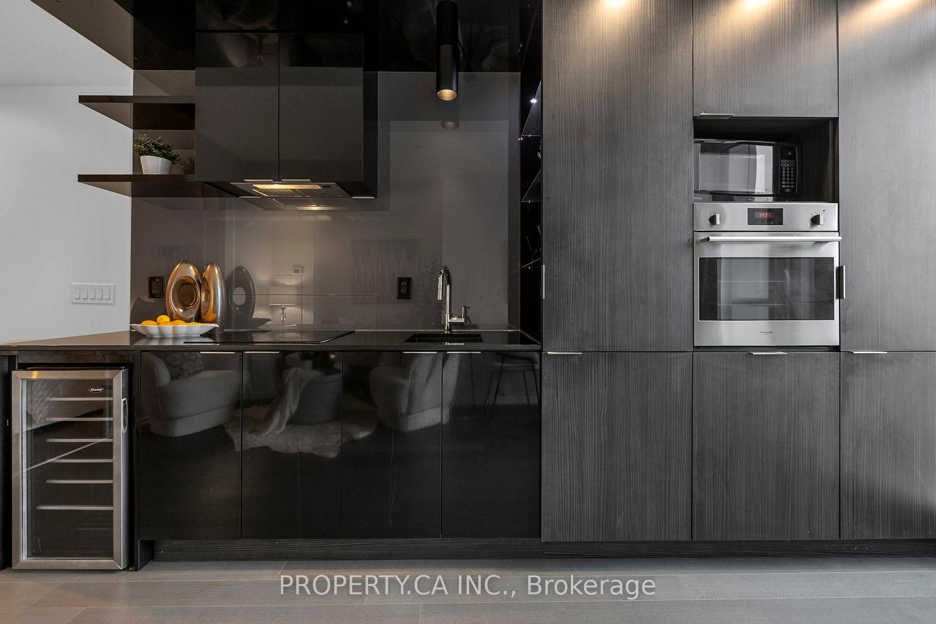 70 Temperance Street PH12