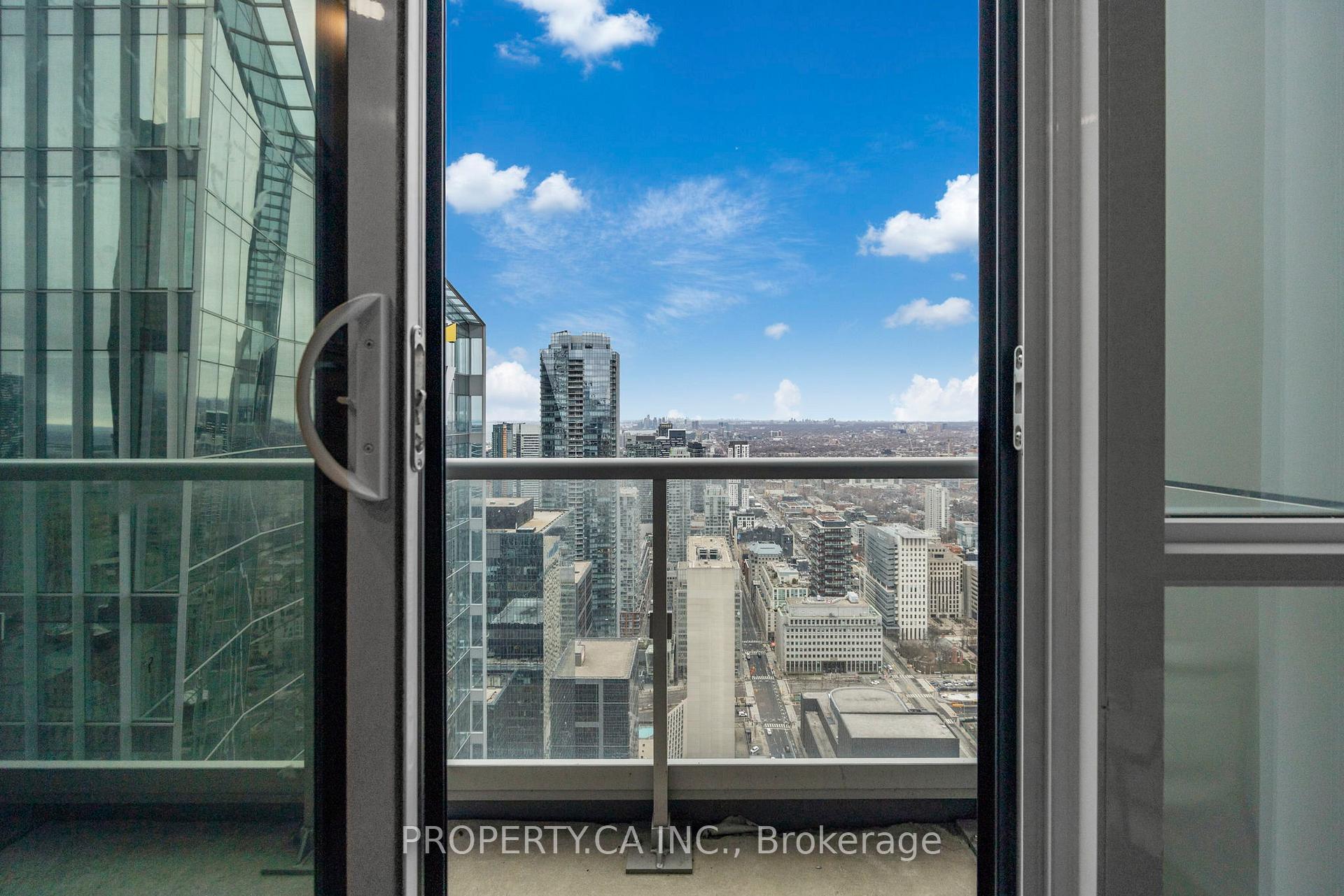 70 Temperance Street PH12