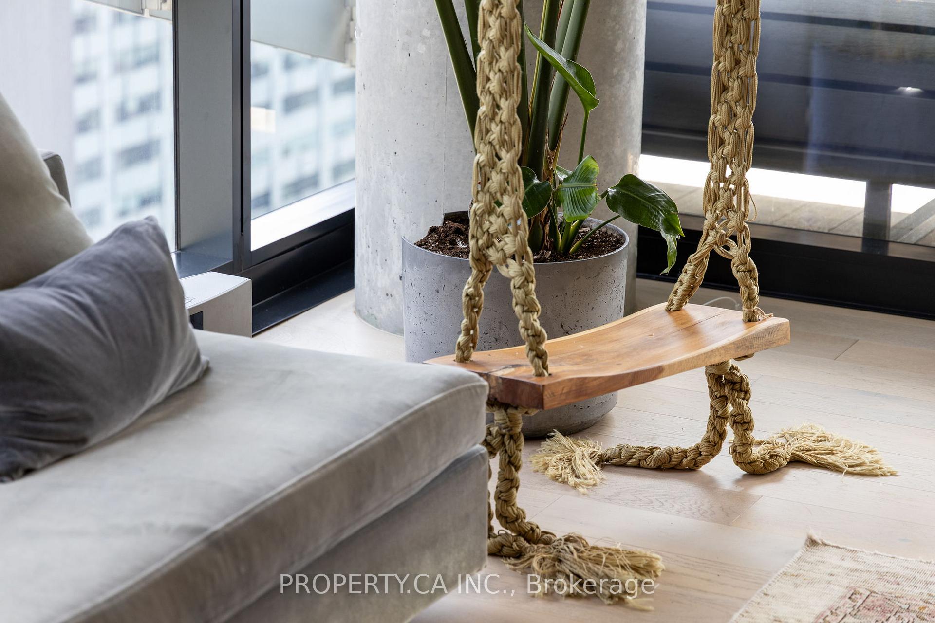 224 King Street W 1904