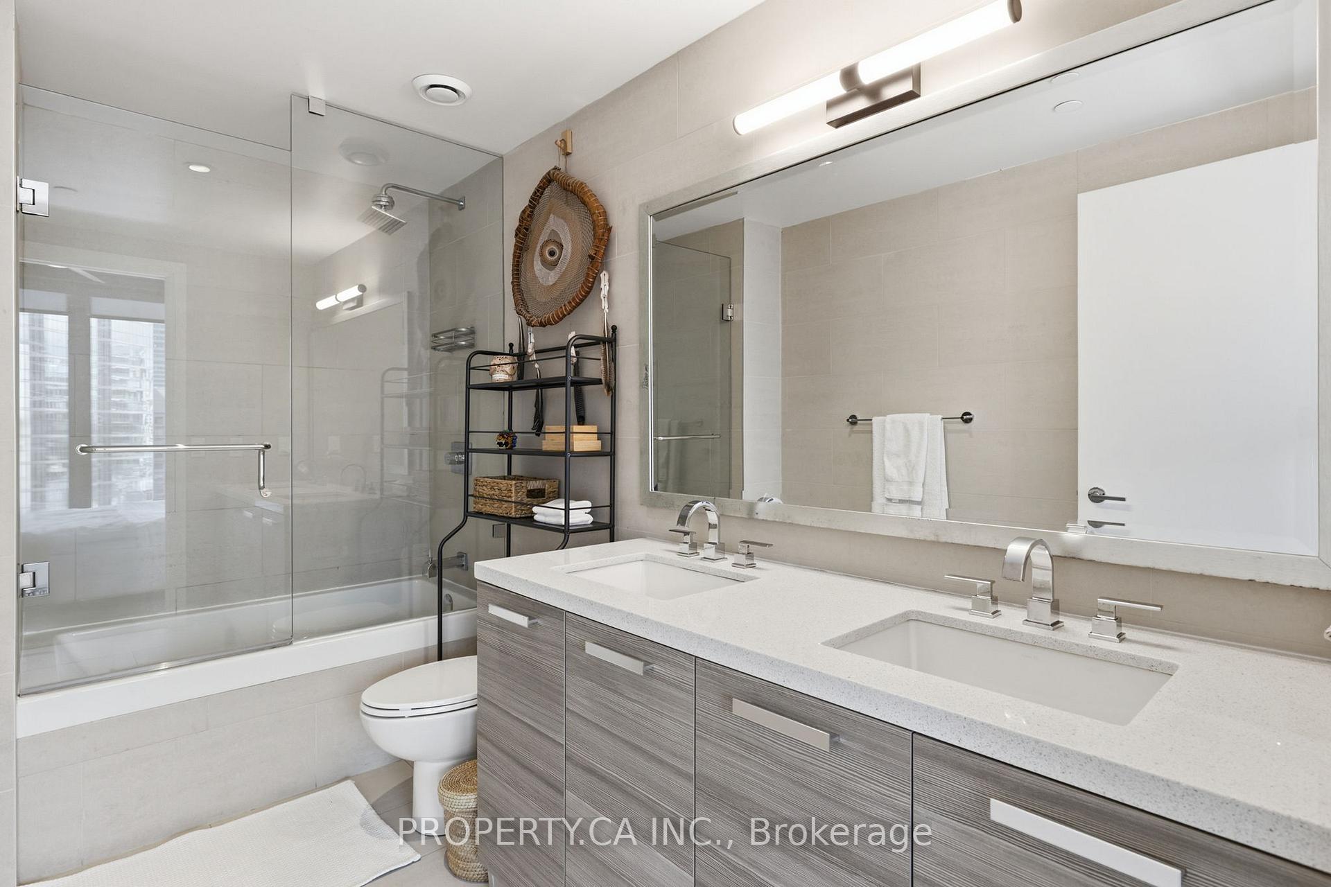 224 King Street W 1904