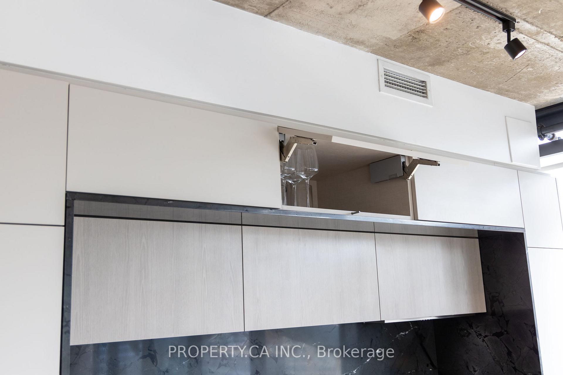 224 King Street W 1904