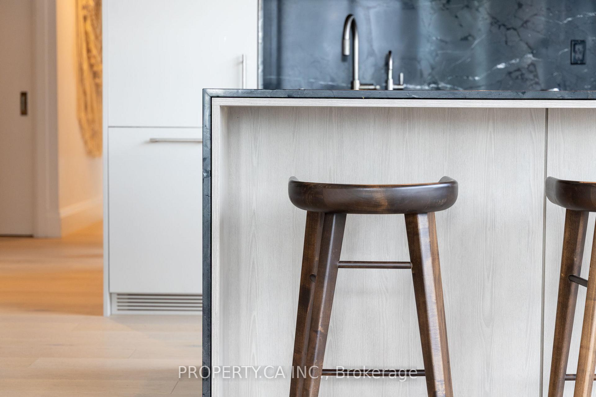 224 King Street W 1904