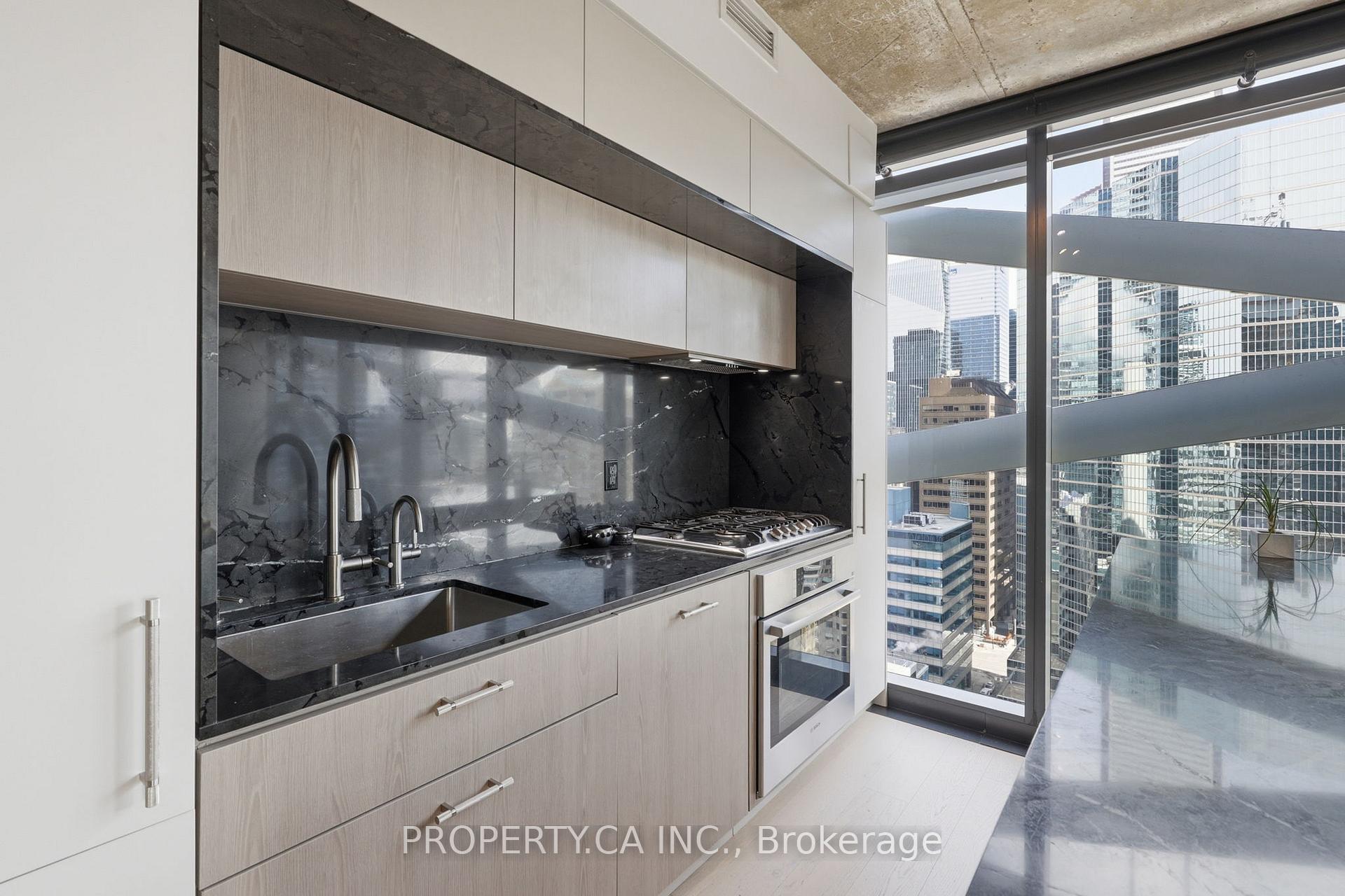 224 King Street W 1904